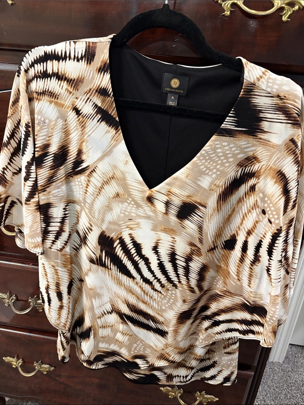 JM Collection V-Neck Blouse in Beige, Brown, Black Print